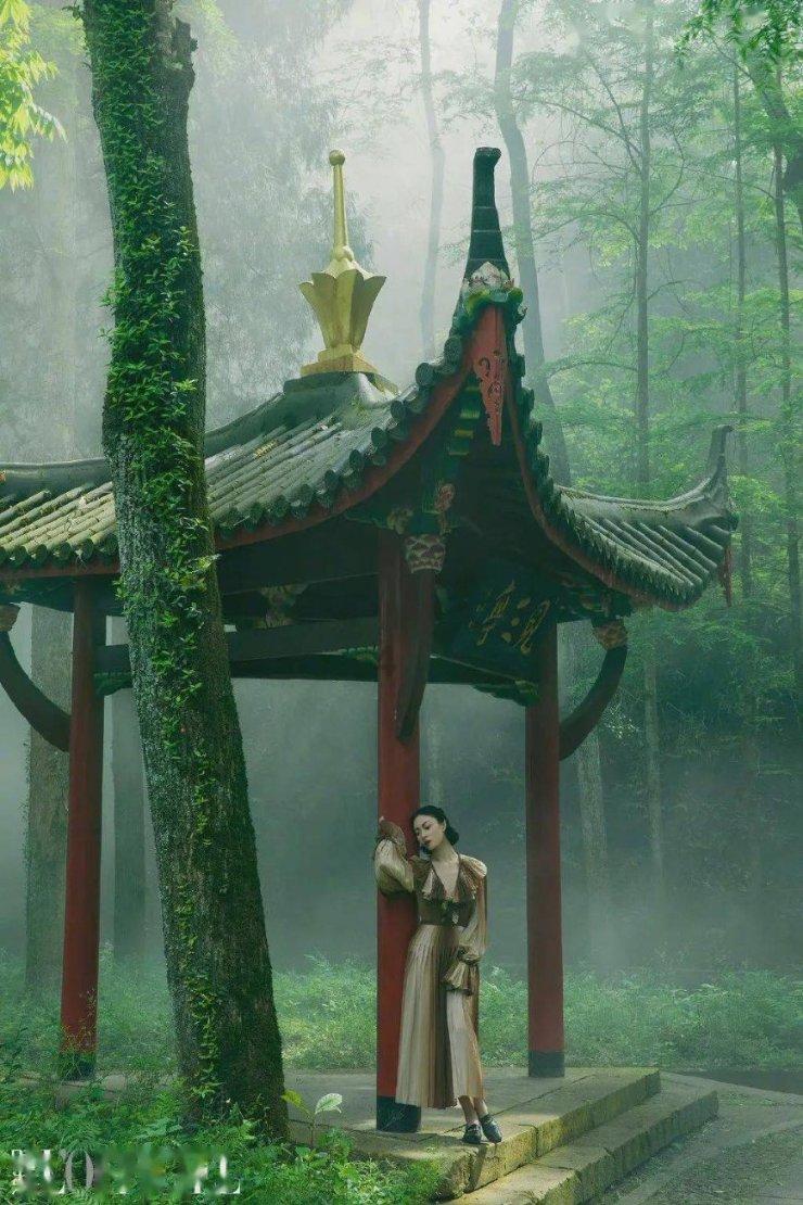 抖腿是学霸还是学渣游戏画面